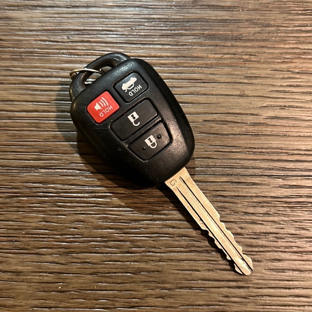 Toyota Key/Fob​​​